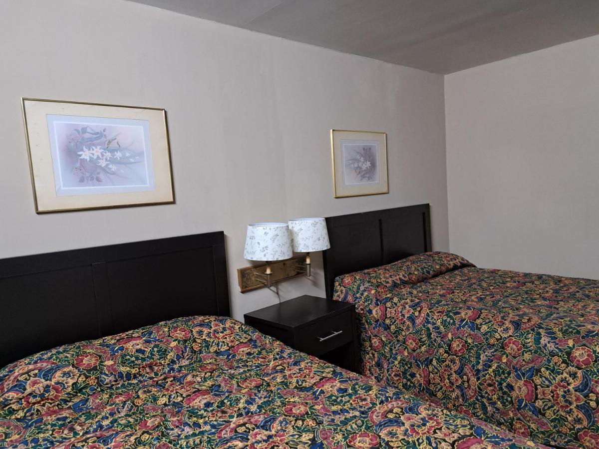Pennswoods Inn 2*